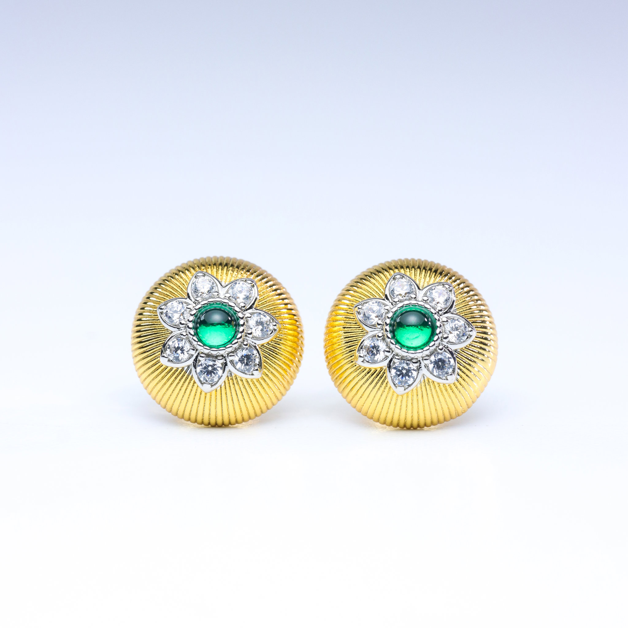 Picture of 18K Gold Plated Vintage Brushed Round Stud Earrings with Green Stone & Cubic Zirconia