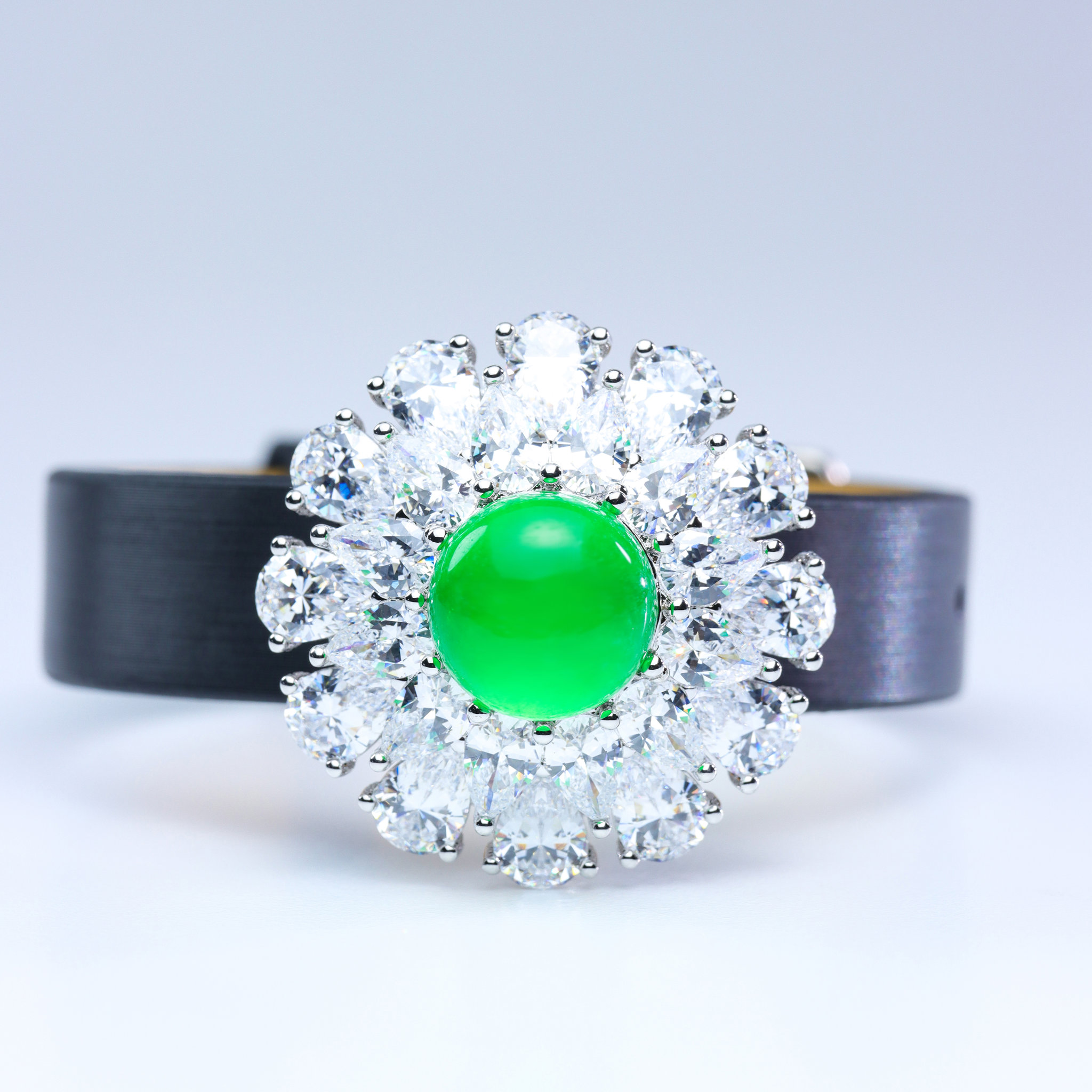 Picture of 18K Gold Plated Leather Bracelet with Jade Green Detachable Center Stone