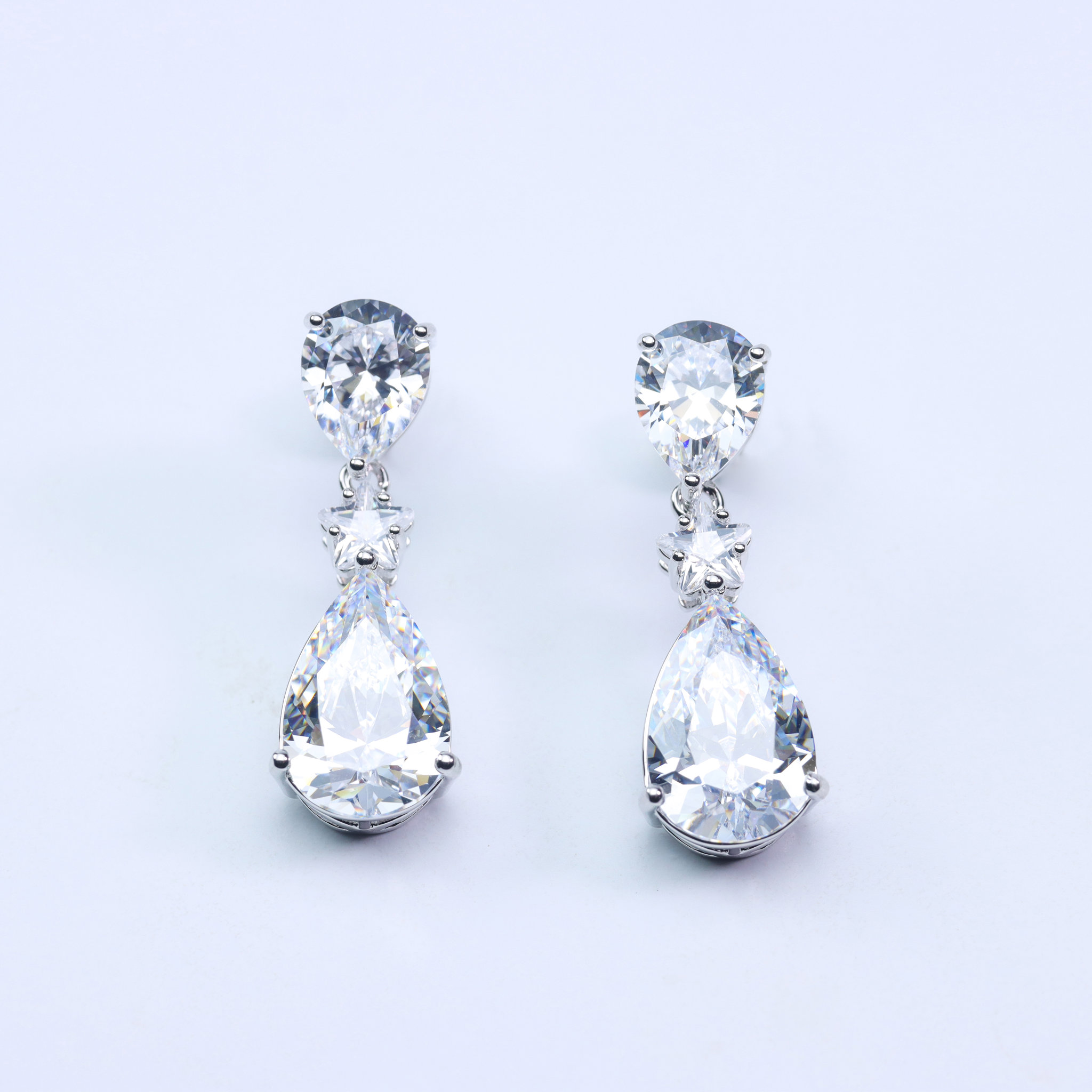 Picture of 18K Gold Plated Teardrop Cubic Zirconia Drop Stud Earrings